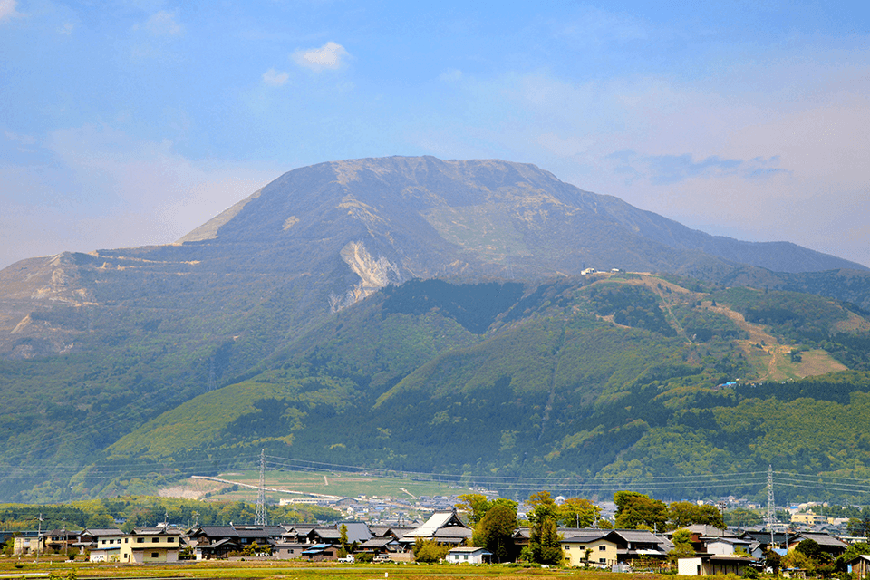 伊吹山